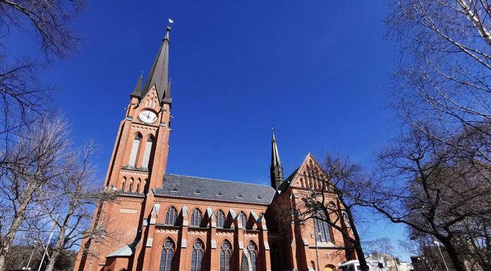 Gustav Adolfs kyrka i Sundsvall Gustav Adolfs kyrka i Sundsvall
