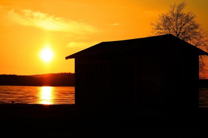 Solnedgång vid Piteälven, Sverige - Travel in Sweden